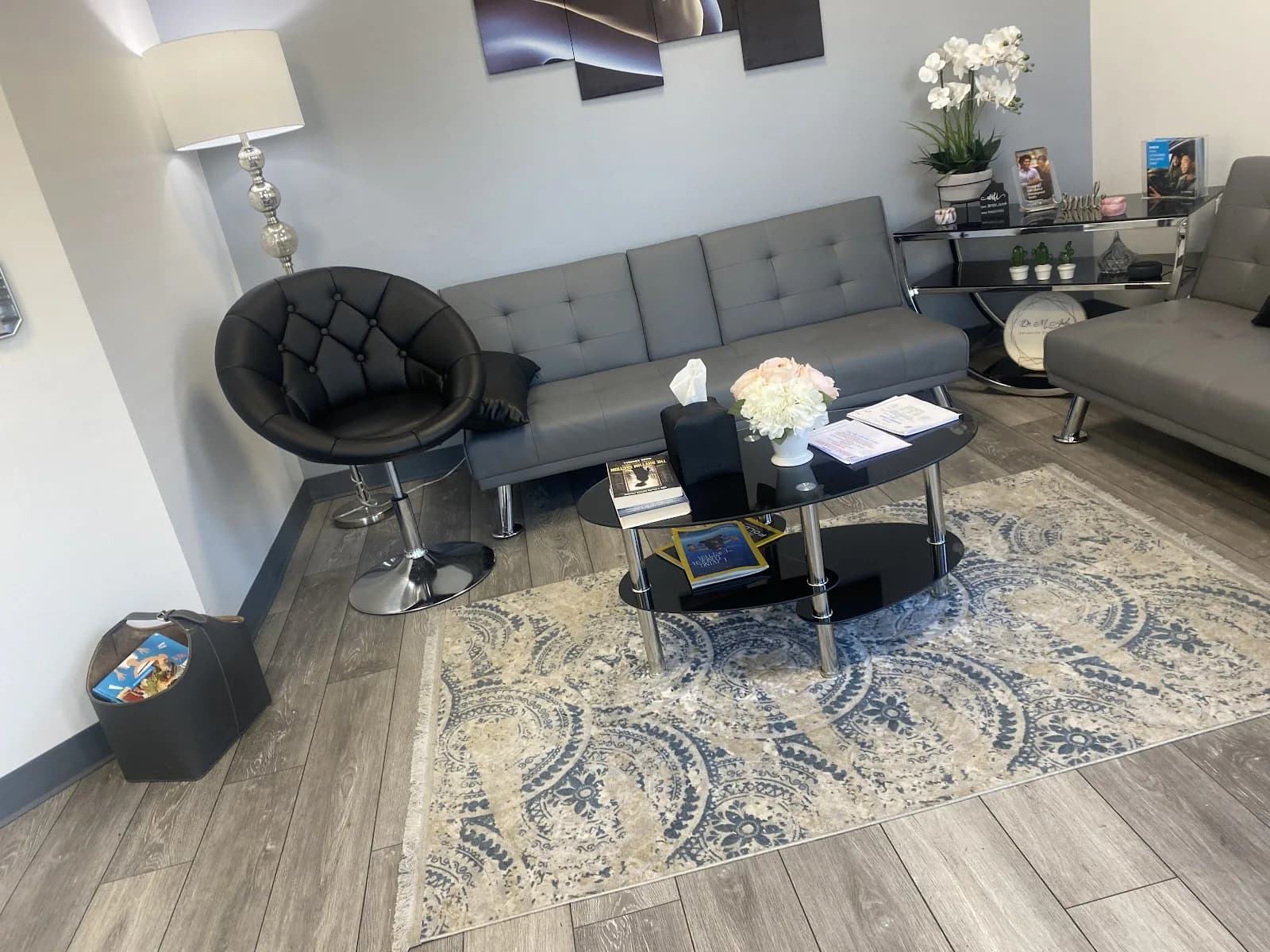 The waiting room at Advanced Dental Care of Fredericksburg