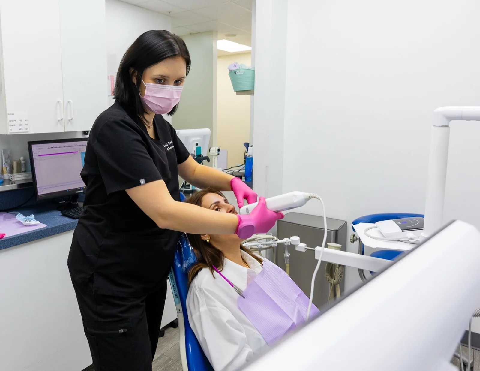 A digital scan being taken for Invisalign treatment planning